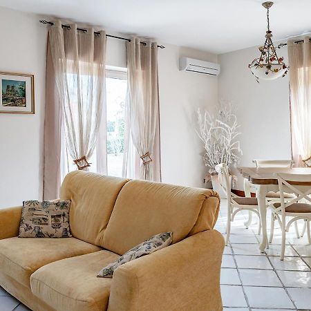 Villa Laura Cisterna di Latina Kültér fotó