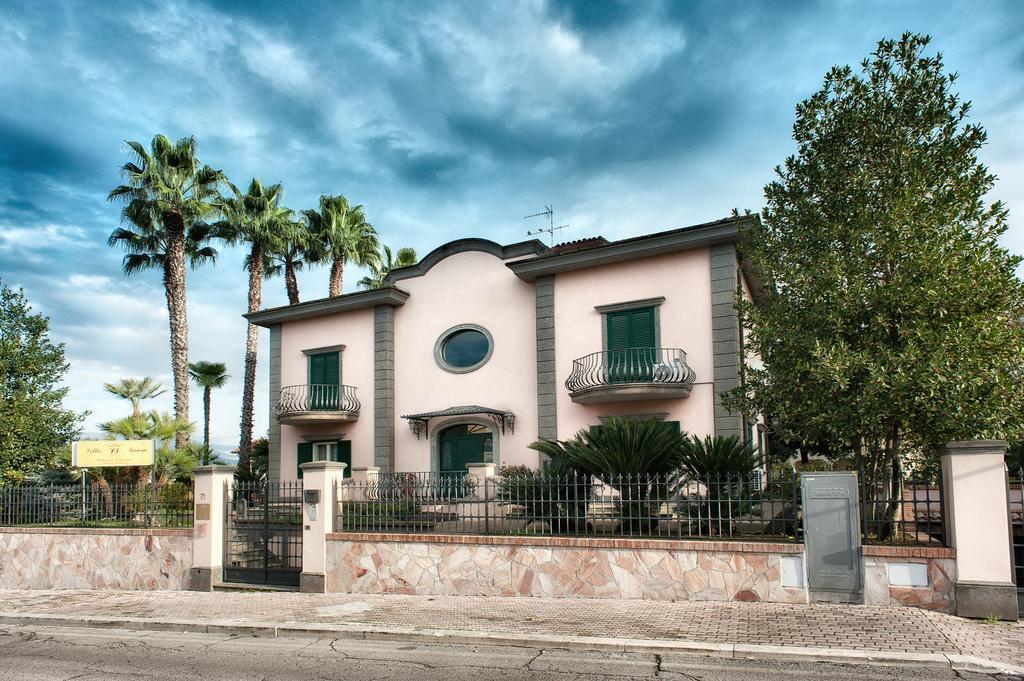 Villa Laura Cisterna di Latina Kültér fotó