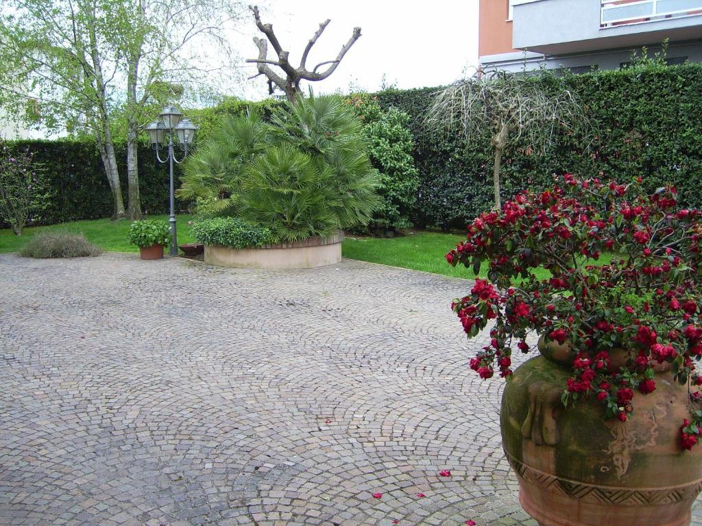 Villa Laura Cisterna di Latina Kültér fotó
